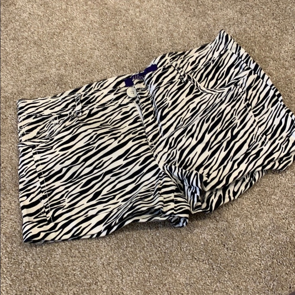 Miley zebra shorts